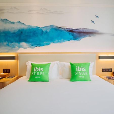Ibis Styles Guangzhou Panyu Shiqiao Hotel Екстер'єр фото