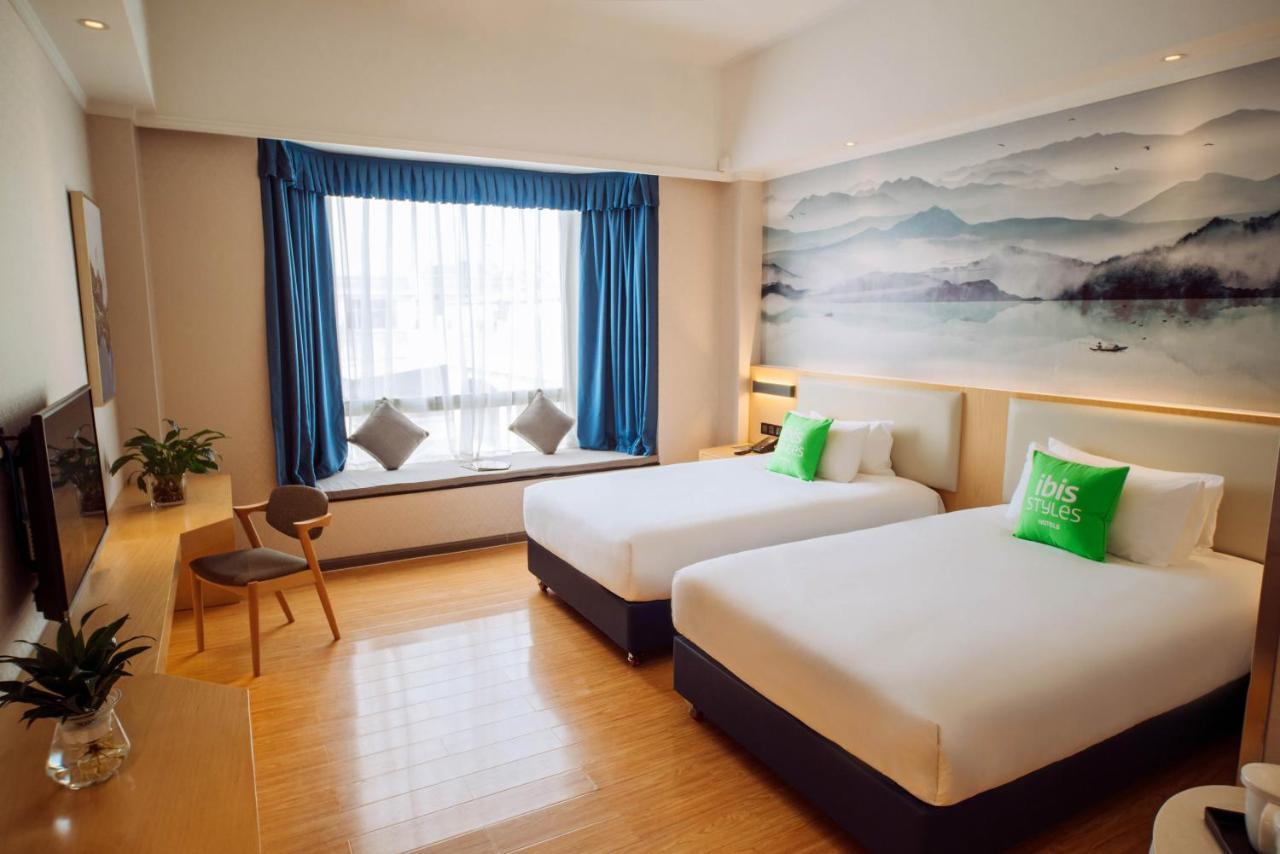 Ibis Styles Guangzhou Panyu Shiqiao Hotel Екстер'єр фото
