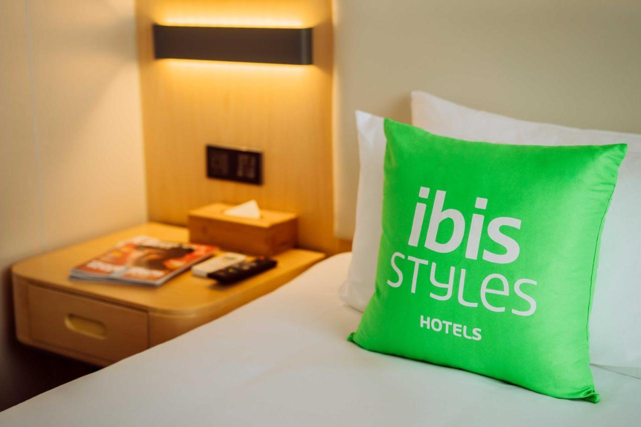 Ibis Styles Guangzhou Panyu Shiqiao Hotel Екстер'єр фото