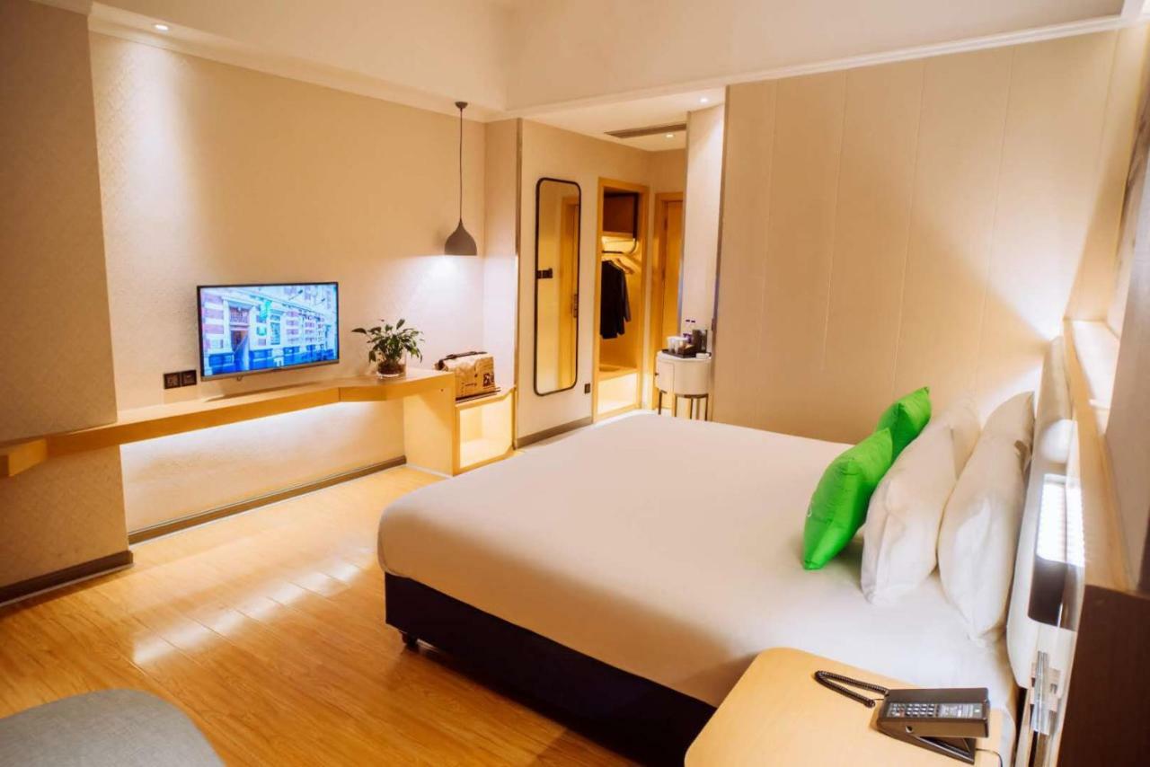 Ibis Styles Guangzhou Panyu Shiqiao Hotel Екстер'єр фото