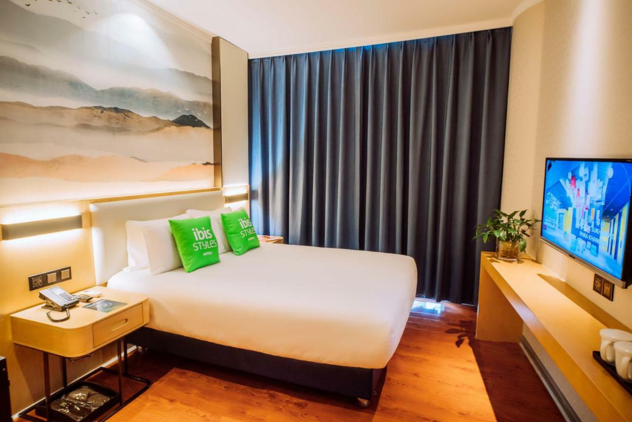 Ibis Styles Guangzhou Panyu Shiqiao Hotel Екстер'єр фото